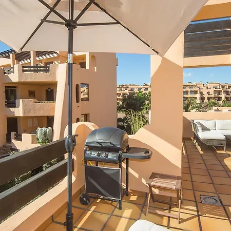 412 Casares